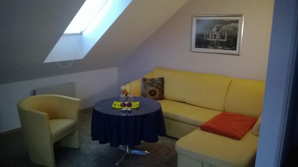 Bed and Breakfast Platanus Beckov Pokoj fotografie